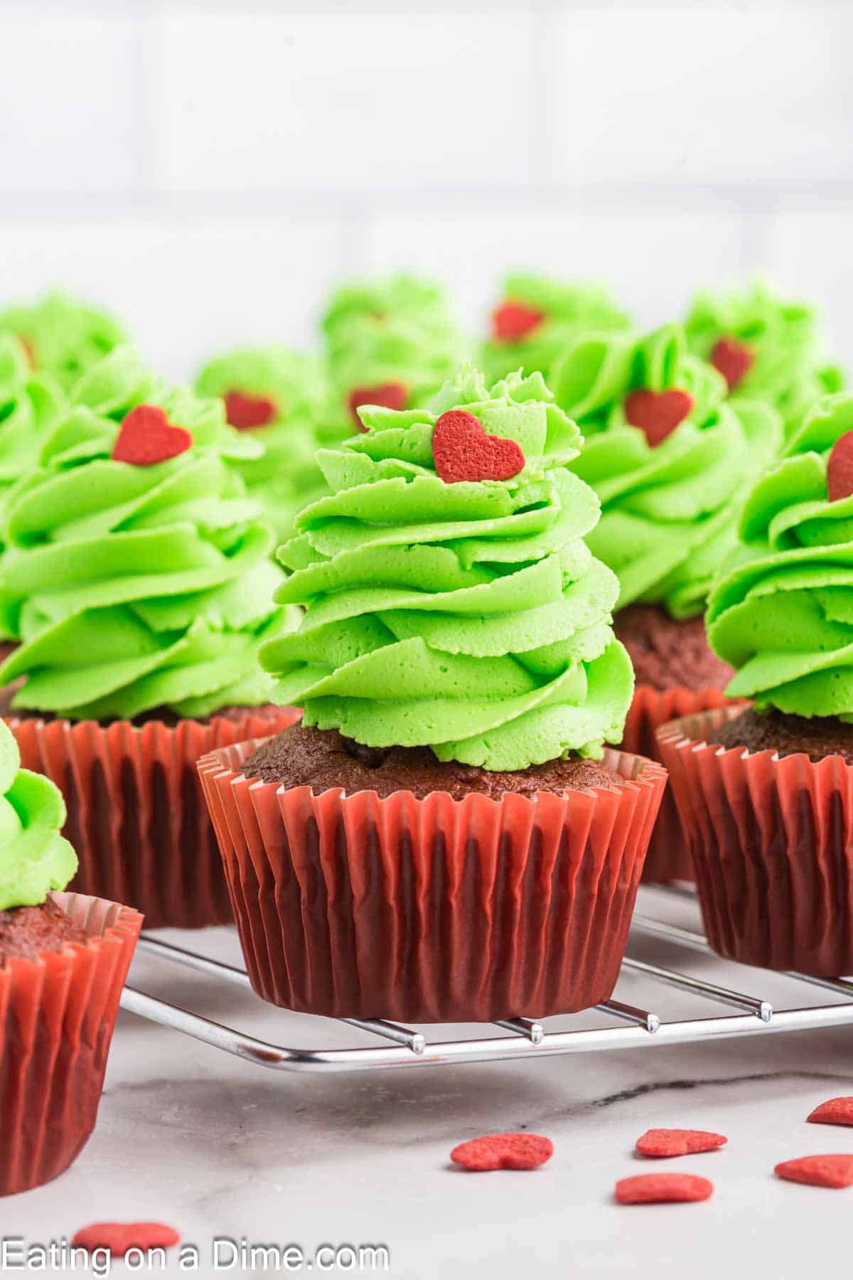 Grinch Cupcakes - Eating on a Dime